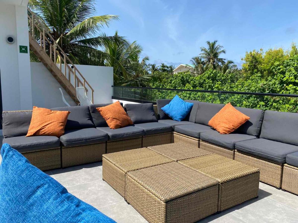 Hotel Unwind Dhigurah à Dhigurah  Extérieur photo