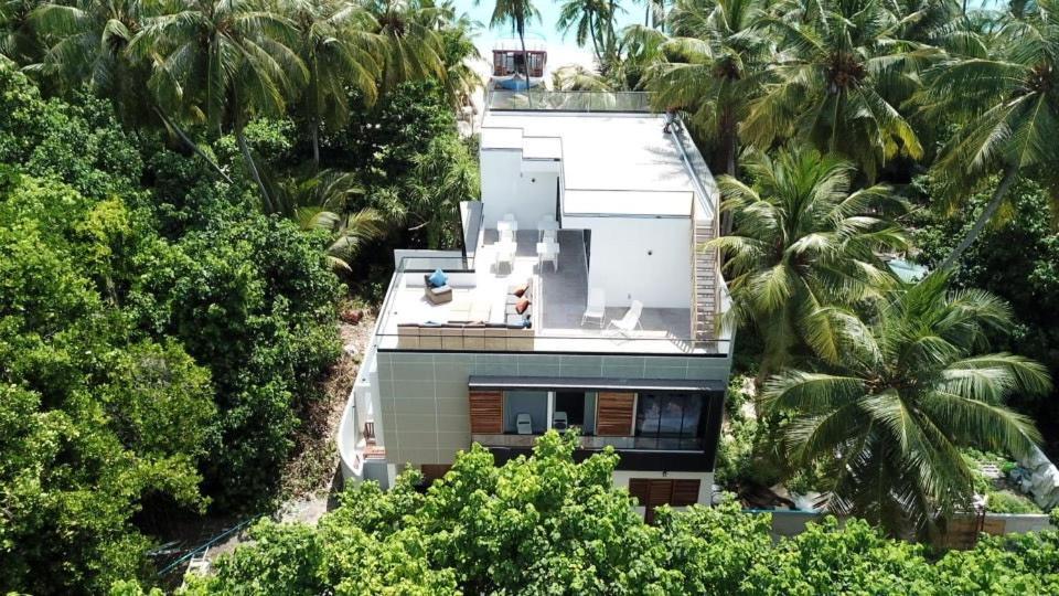 Hotel Unwind Dhigurah à Dhigurah  Extérieur photo